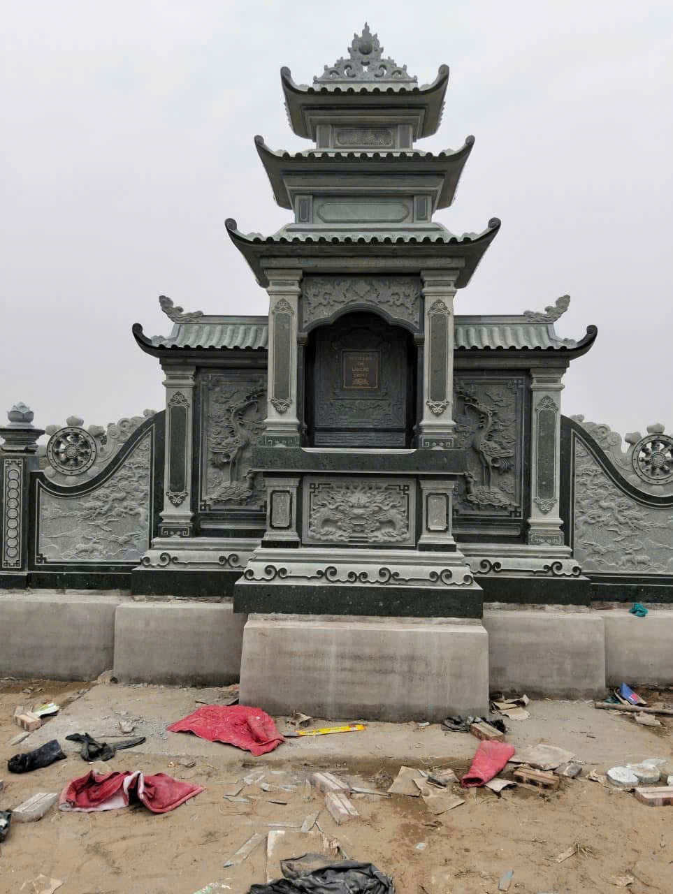 Thi công lăng mộ tại Hoa Lư, Ninh Bình